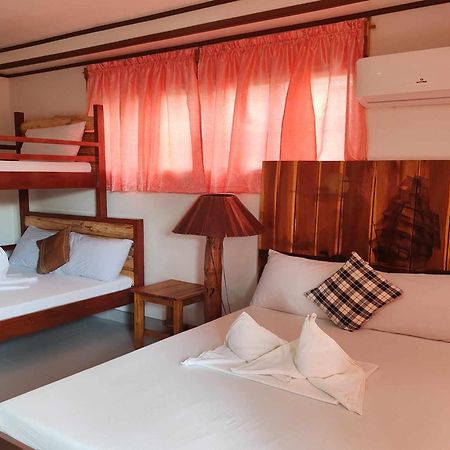 Summer Homes Beach Resort And Cottages Palawan Barton Екстериор снимка