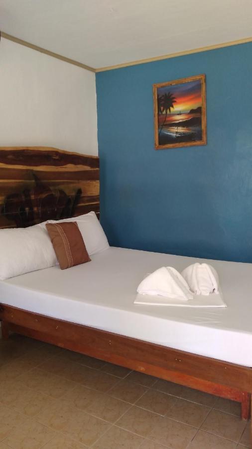 Summer Homes Beach Resort And Cottages Palawan Barton Екстериор снимка