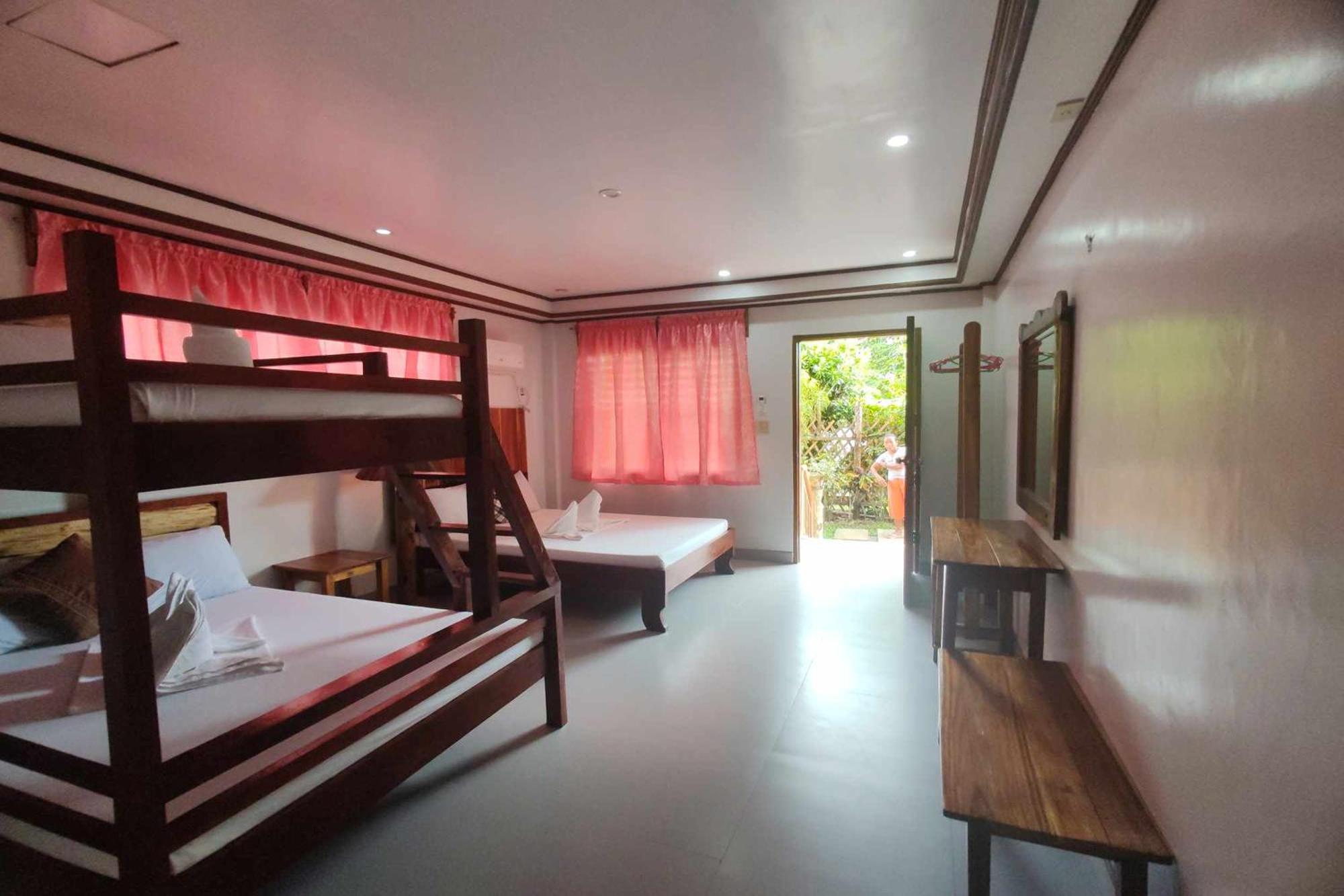 Summer Homes Beach Resort And Cottages Palawan Barton Екстериор снимка