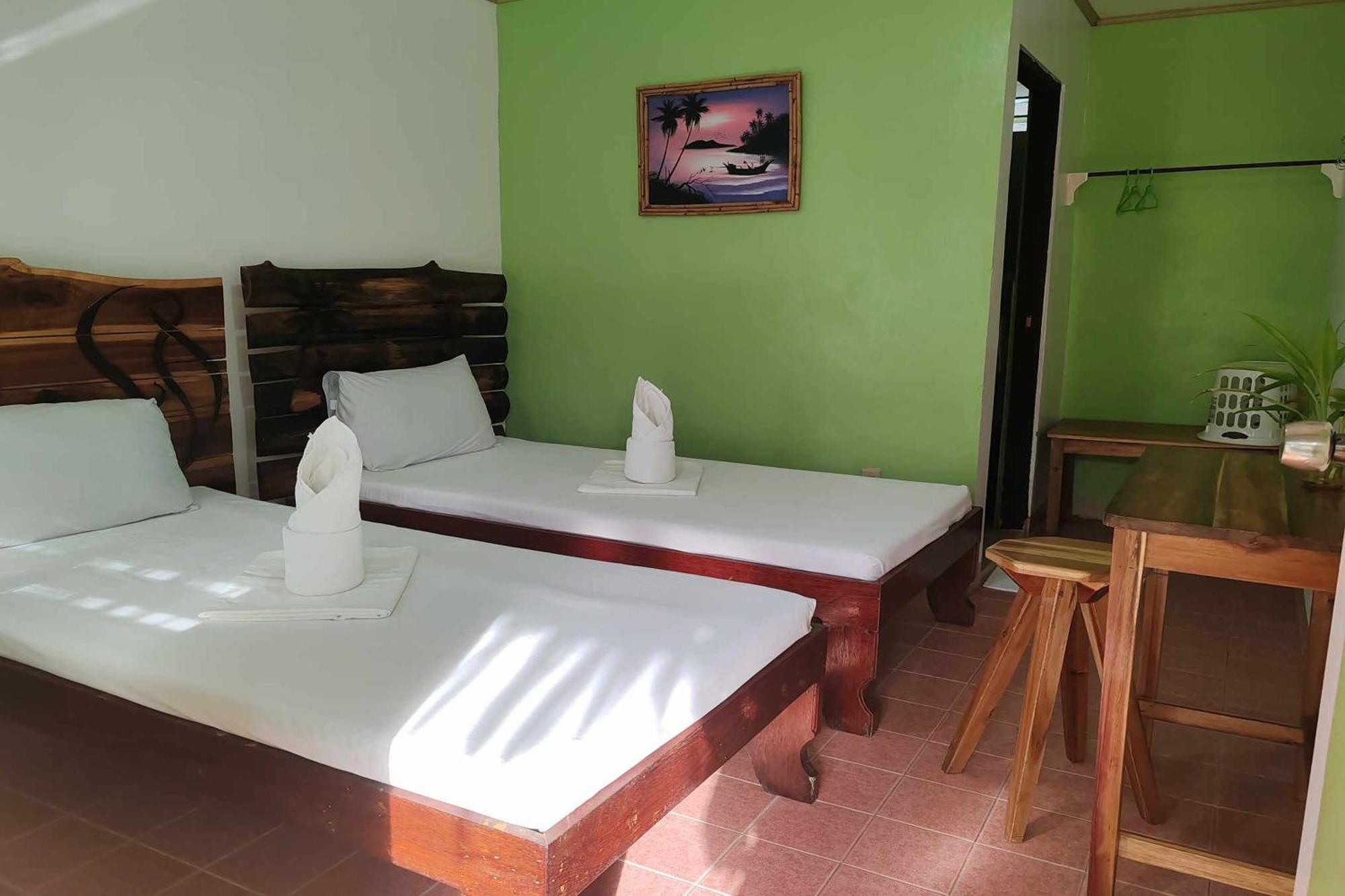 Summer Homes Beach Resort And Cottages Palawan Barton Екстериор снимка