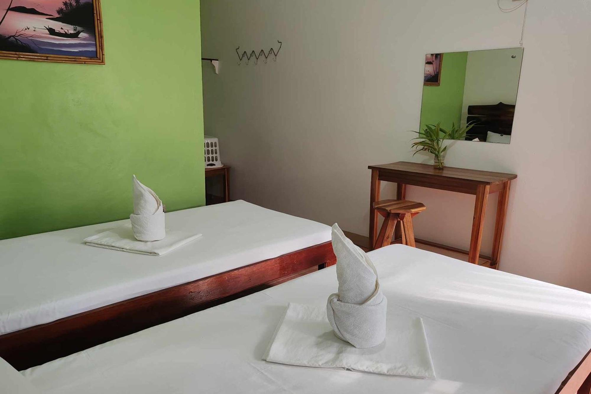 Summer Homes Beach Resort And Cottages Palawan Barton Екстериор снимка