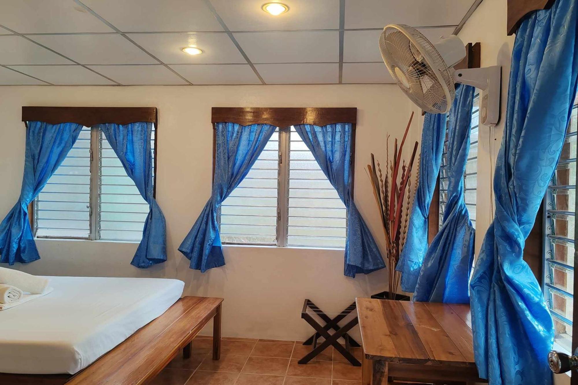 Summer Homes Beach Resort And Cottages Palawan Barton Екстериор снимка
