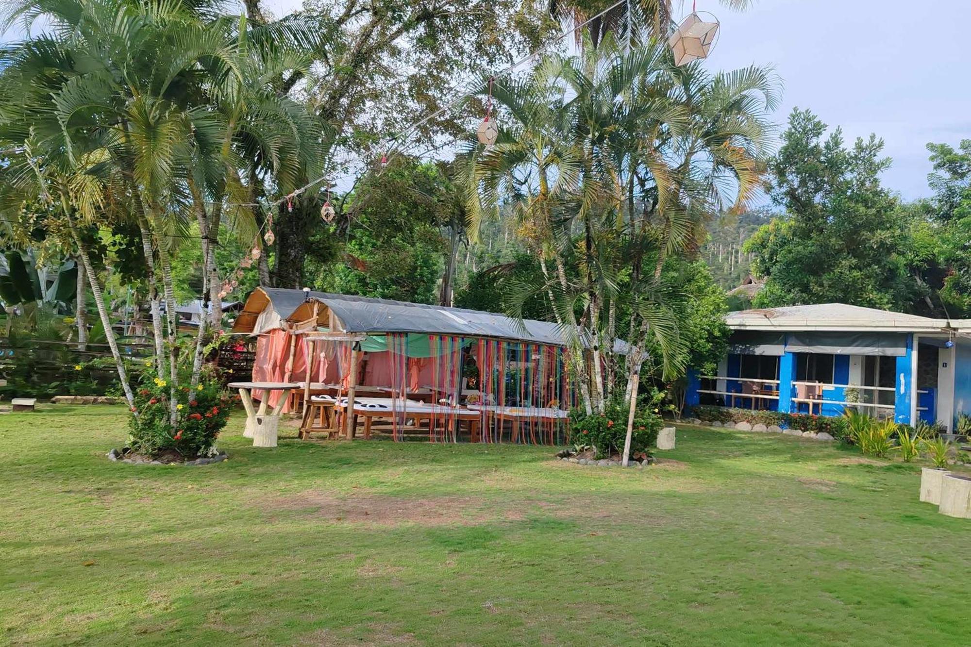 Summer Homes Beach Resort And Cottages Palawan Barton Екстериор снимка